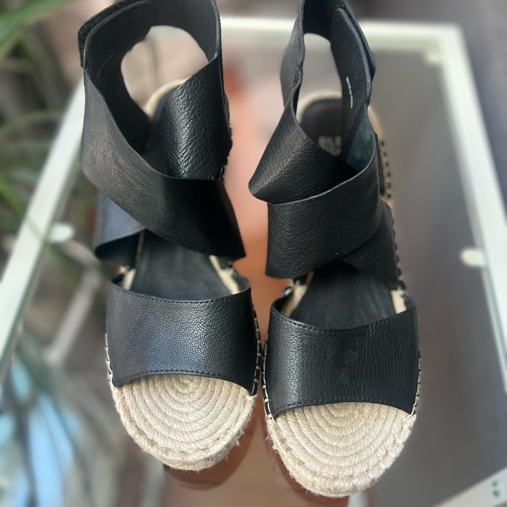 Eileen Fisher Black Strappy Espadrille Sandals Size 8.5 NWOT